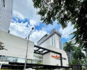 Deluxe Studio Unit Inside IT Park 12