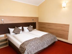 Port Inn Hotel