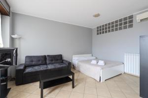 Turin Airport apt G