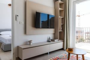 Summer Bliss 1BR Apartment Lemon Residence by PikHost