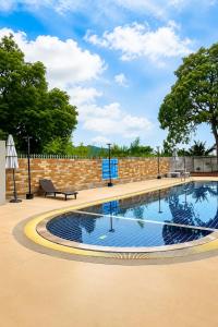 3BR Villa in Gated Estate with Pool and Gym Ao Nang