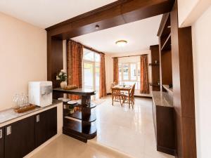 3BR Villa in Gated Estate with Pool and Gym Ao Nang