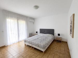 Appartement T2 en résidence de vacances - Halawa 182