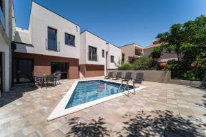 Villa Perla Nera & Villa Nevera by Pag tours