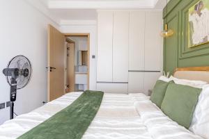 Olive house Westlands 1br with study and balcony