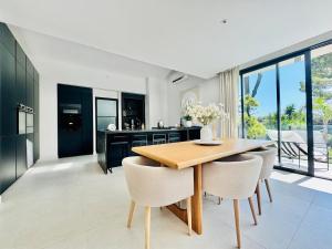 Cap dAntibes Villa, 6 People, Sea View, Air Conditioning