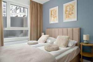 Nowoczesny Apartament z Tarasem i Parkingiem by Noclegi Renters