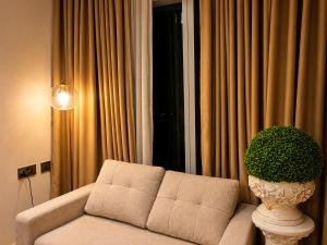 Spacious Luxury Studio Condo Hotel - Aeon Towers - Abreeza - Near SM Lanang and Airport - City Center - Premium Amenities - Fast WIFI - Davao City