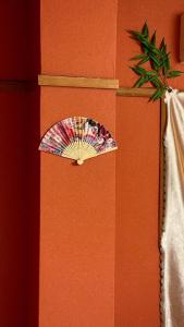 Japanese Western 2 Bedroom - 5 Min from Teradacho Station - Sleeps 5