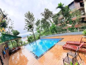 Silver Green Resort