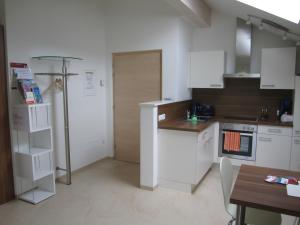 Ferienwohnungen Tollhof - Near Bolzano and castles, with a guest card for families and couples, offering panoramic views