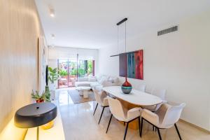 Cubos Alicate Playa Marbella Apartment