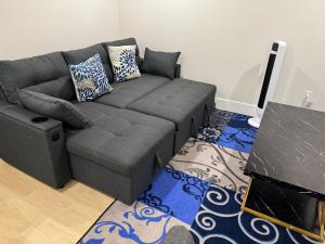 Cozy & Stylish Retreat with Modern Comforts