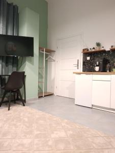 Studio W230