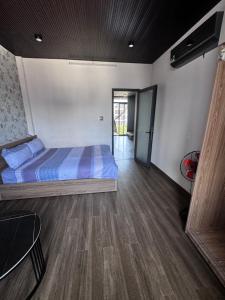 center near the sea, 50m2 apartment