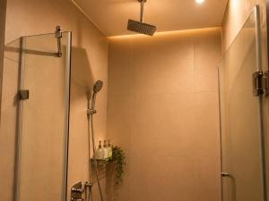 Spacious Luxury Studio Condo Hotel - Aeon Towers - Abreeza - Near SM Lanang and Airport - City Center - Premium Amenities - Fast WIFI - Davao City
