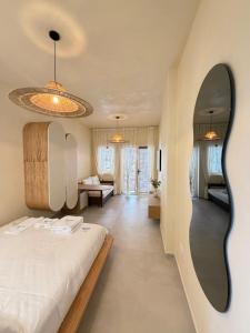Delor Studio Apartment Santorini