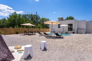 NEW! Villa Three Olives: A Perfect Family Retreat near Omis