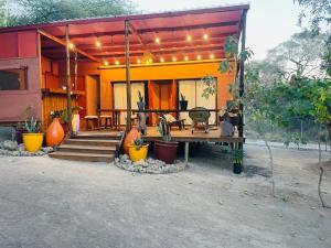 Terracotta River Hideaway-The Deck