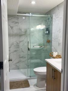 Garden Basement Suite Private Bath