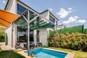 1 Deluxe Villa Istmal Havuz, Ate ukuru