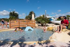 Campings Camping Le Royan : photos des chambres