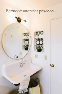 Heidi House Entire Duplex Relocation Stays