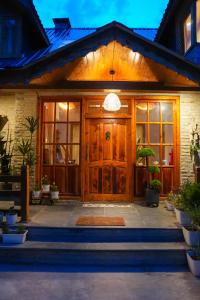 Banphool by Qasr Keys 5BHK Luxury Mountain Home