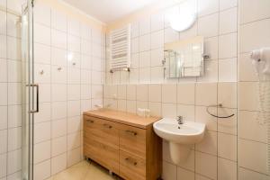 Apartment Bielik A01 by Noclegi Renters
