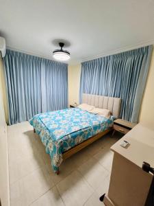 3BR Condo King Suite AC Wi-Fi, Sto Dgo Este