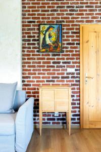 Ares Slopeside Apartment