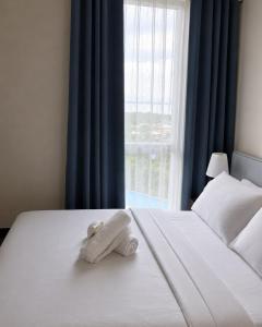 Mactan Newtown Stay near Airport & Beach