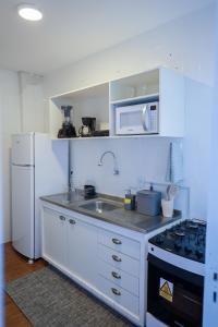 Apartamento Mauricio · Charme Rústico a Poucos Passos da Praia do Forte