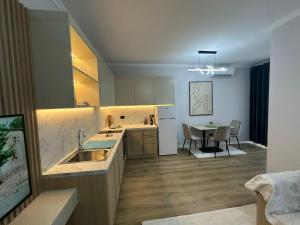 Aksa Luxury Stay