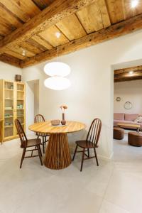 WoodRest Apartment