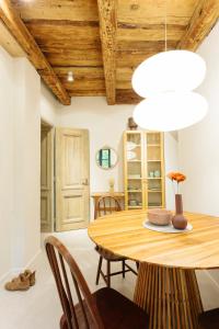 WoodRest Apartment