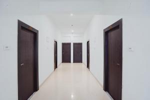 SPOT ON Hotel Royal Stay Metro View
