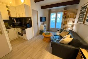 Suite Beija Flor Air-Conditioned Apartment Near the Naturist Village