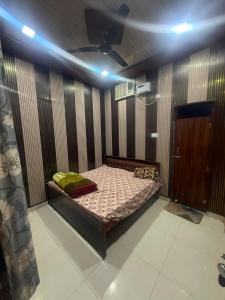 Maheshwari Palace & Hotel