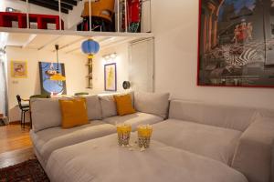 Modern Loft in NoLo 15 min Duomo by Metro