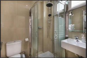 Seaside Studio 1 Chania, 90m from the beach in Chania, Free street parking, Balkoni, Fast WiFi Self Check in, 34sqm