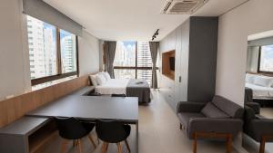 Conforto Boa Viagem | Piscina, Smart TV e Wi-Fi