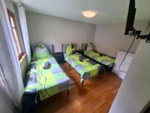 GR ooms-Rents