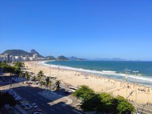 Apto Vista Completa da Praia de Copacabana TC803