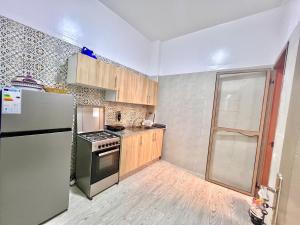 Modern Apt Near McDonalds & Gueliz