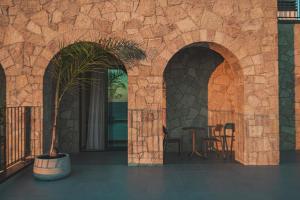 Avaris Hotel