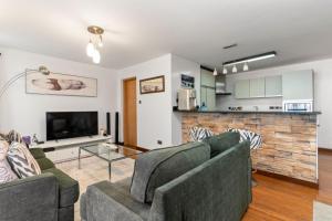 Luxury 2 Bedrooms with Views - The Lofts Suites at Wood Avenue Kilimani