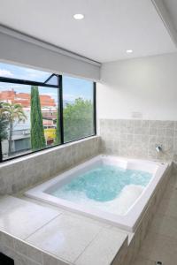 Hotel Ofix - Laureles
