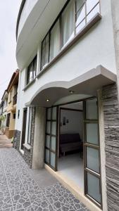 Apartment 5 minutes from the airport, stadium and Unicentro