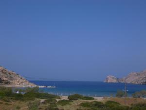 Peter & Tony Rooms Syros Greece